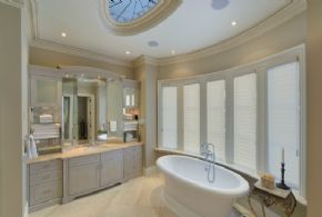 Master En-suite - Country homes for sale and luxury real estate including horse farms and property in the Caledon and King City areas near Toronto