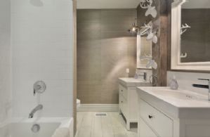 2nd Bathroom - Country homes for sale and luxury real estate including horse farms and property in the Caledon and King City areas near Toronto