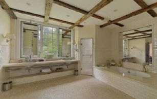 Master En Suite with Heated Floors and Steam Shower - Country homes for sale and luxury real estate including horse farms and property in the Caledon and King City areas near Toronto