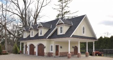 Coach House - Country homes for sale and luxury real estate including horse farms and property in the Caledon and King City areas near Toronto