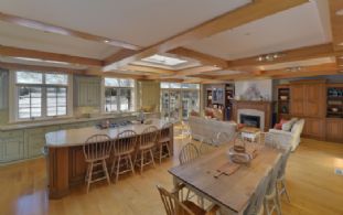 Kitchen with Harvest Table - Country homes for sale and luxury real estate including horse farms and property in the Caledon and King City areas near Toronto