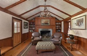 Library - Country homes for sale and luxury real estate including horse farms and property in the Caledon and King City areas near Toronto