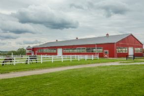 Indoor Riding Arena - Country homes for sale and luxury real estate including horse farms and property in the Caledon and King City areas near Toronto