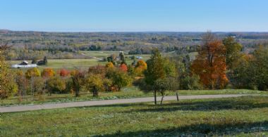 Area Views - Country homes for sale and luxury real estate including horse farms and property in the Caledon and King City areas near Toronto