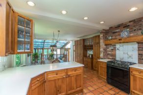 Kitchen opens into Breakfast Room - Country homes for sale and luxury real estate including horse farms and property in the Caledon and King City areas near Toronto